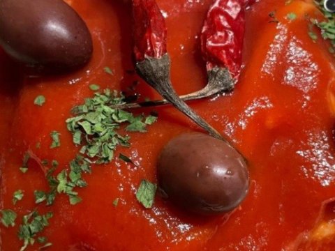 Spicy red