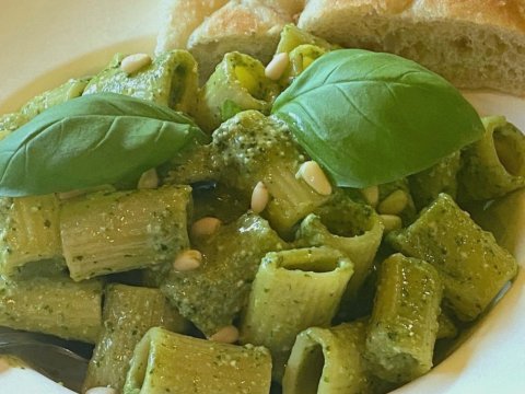 Green pesto